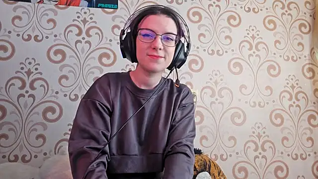 IsaSantella online show from 03.24.26
