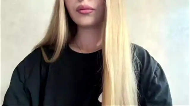 Snapshot of CarolineNine chatting on 07.15.26 CarolineNine online show from 07.15.26