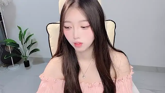 Yukiy8877 online show from 04.05.26