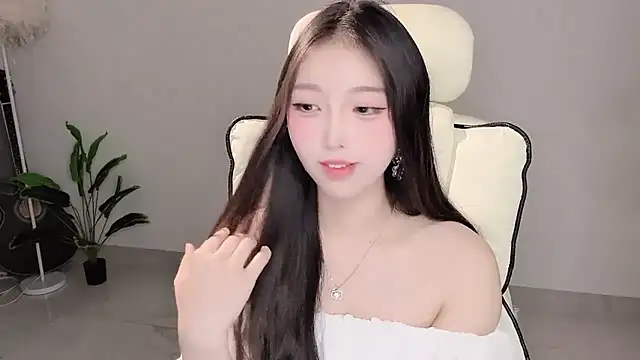 Yukiy8877 online show from 04.08.26