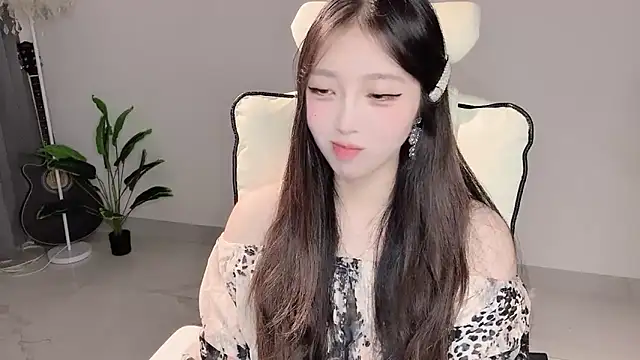 Yukiy8877 online show from 04.10.26