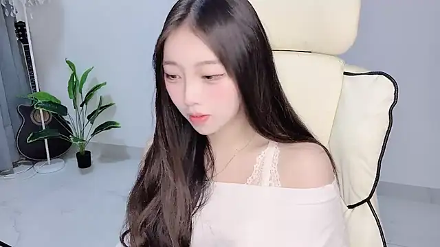 Yukiy8877 online show from 04.11.26