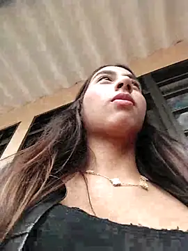 Sexy sara outdoorss online show from 04.05.26