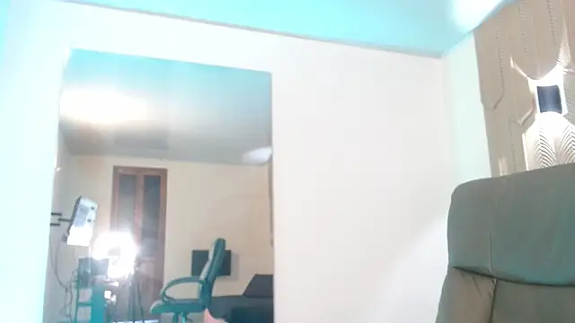 mia coral1 online show from 04.09.26