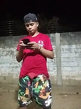 HOTRAINYGOLDEN online show from 04.10.26