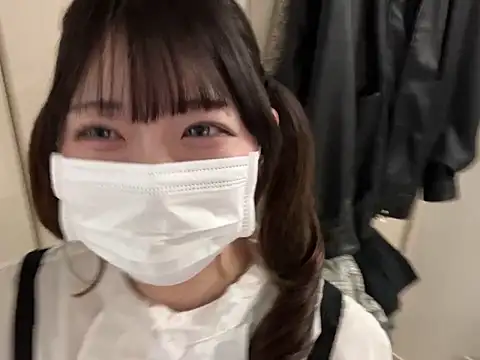 y-u-r-a-33 online show from 04.07.26