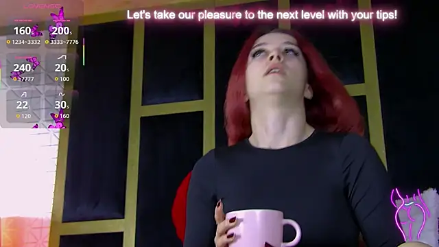 ArianaaFoxy online show from 04.11.26