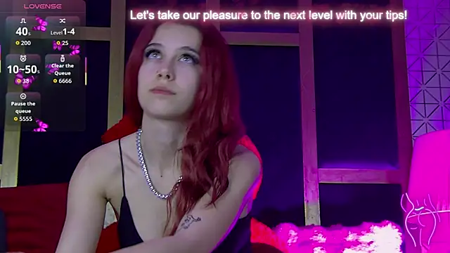 ArianaaFoxy online show from 04.14.26