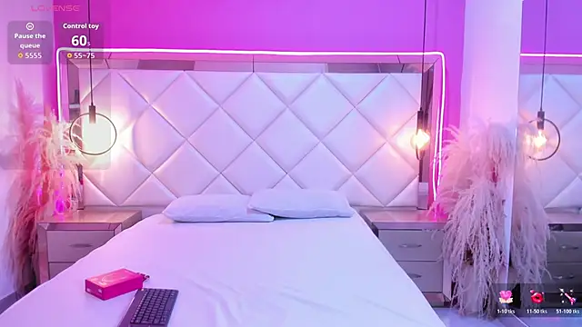 khathieeBelle online show from 04.06.26