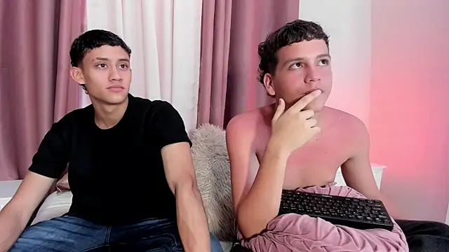 dennis hills online show from 04.15.26