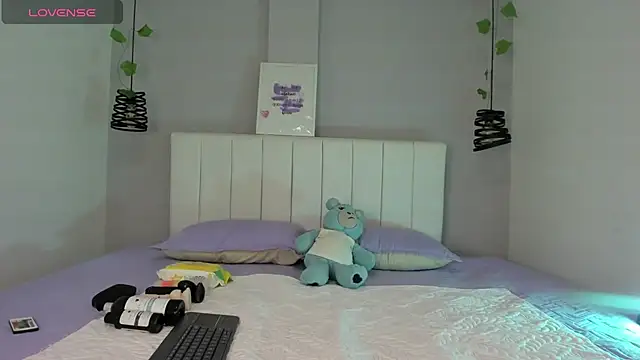 Khalessy j online show from 03.25.26