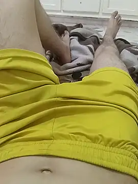 Snapshot of qamar97 chatting on 04.01.26 qamar97 online show from 04.01.26