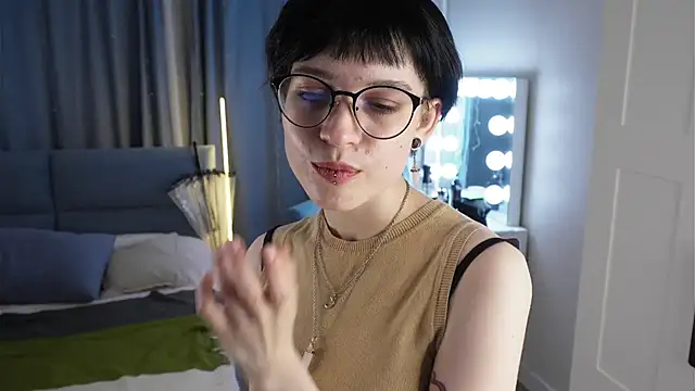 RubieNibbs online show from 03.28.26