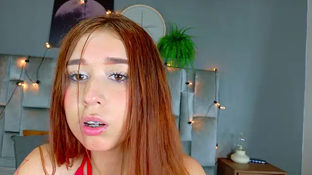 StarrMoon   online show from 04.18.26