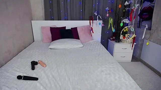 EvelinCuper  online show from 04.14.26