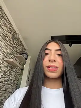 Snapshot of Velunett_19 chatting on 03.30.26 Velunett 19 online show from 03.30.26