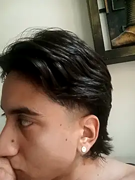 EsmeraldaNaim online show from 04.14.26