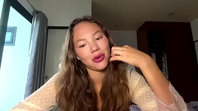 kamila 18 french online show from 04.07.26