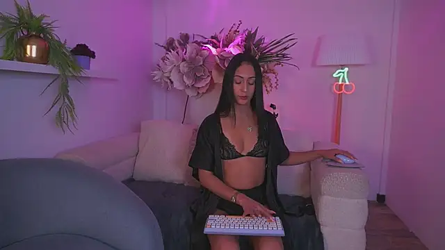 Mia patrick1 online show from 03.28.26