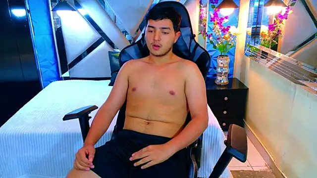 Oliver Jamees online show from 03.27.26