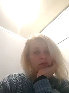 MiaLove183 online show from 03.29.26