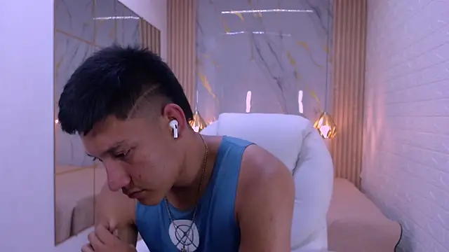 DominantBoy4 online show from 03.24.26