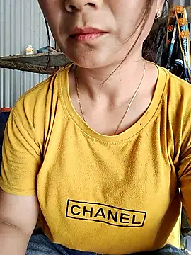 Snapshot of Cute-flowers chatting on 04.14.26 Cute-flowers online show from 04.14.26