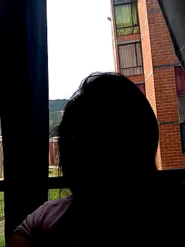 bella smit1 online show from 03.25.26