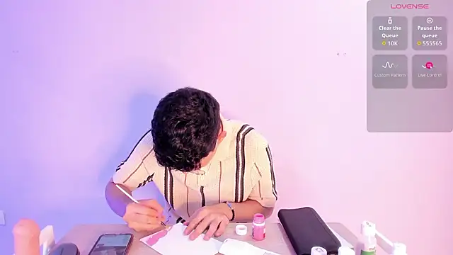 Tom Parker  online show from 03.24.26