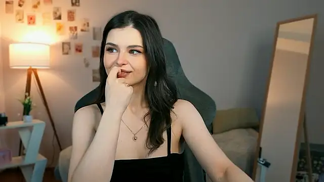 rebbekkakowalski online show from 03.31.26