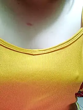 Snapshot of Dumi_009 chatting on 04.06.26 Dumi 009 online show from 04.06.26