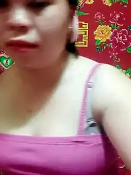 Snapshot of Dumi_009 chatting on 04.14.26 Dumi 009 online show from 04.14.26