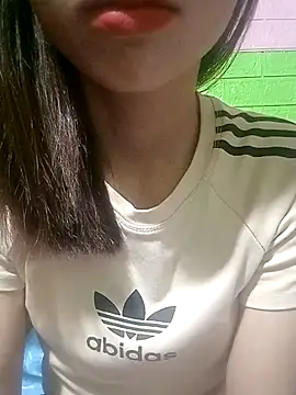 AmyLinee01 online show from 04.06.26