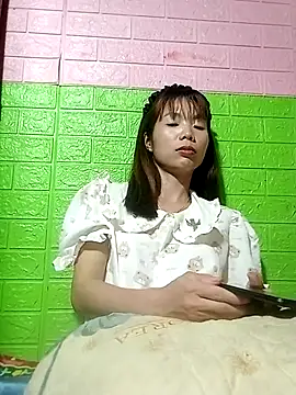AmyLinee01 online show from 05.10.26