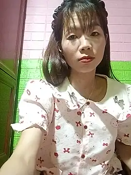 AmyLinee01 online show from 05.12.26