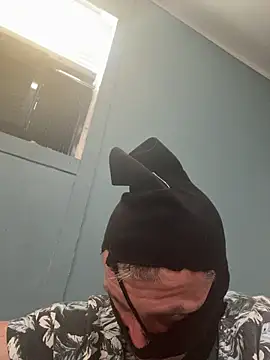 BWCloverboyy online show from 04.16.26