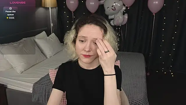 HottoKori online show from 04.06.26