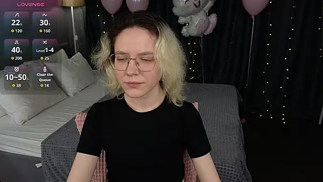 HottoKori online show from 04.07.26