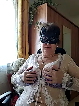 Chrismaturefrench online show from 03.24.26