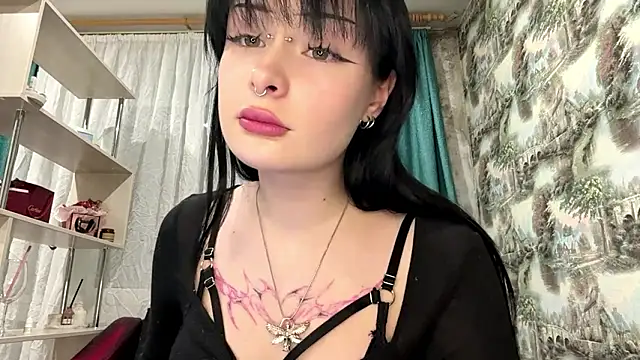 Snapshot of YoursinGoddes chatting on 03.23.26 YoursinGoddes online show from 03.23.26