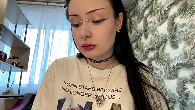 Snapshot of YoursinGoddes chatting on 03.31.26 YoursinGoddes online show from 03.31.26