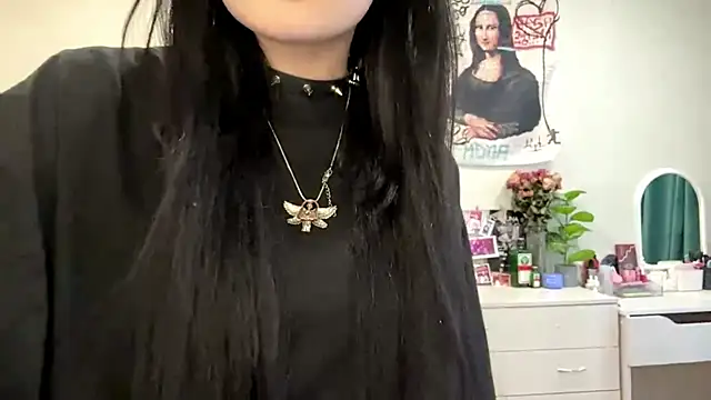 Snapshot of YoursinGoddes chatting on 04.01.26 YoursinGoddes online show from 04.01.26