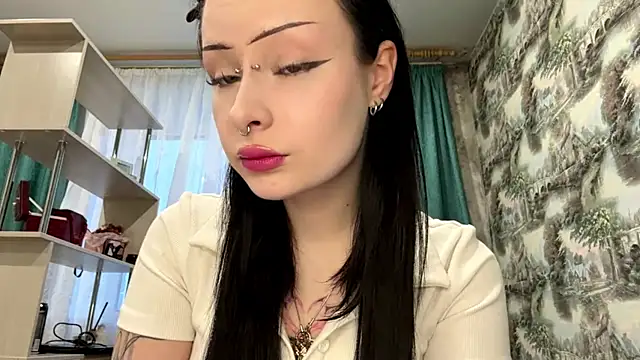 Snapshot of YoursinGoddes chatting on 04.02.26 YoursinGoddes online show from 04.02.26