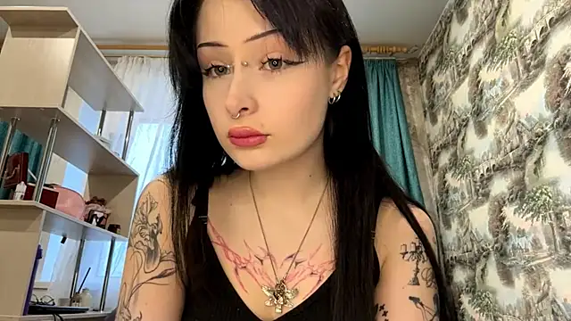 Snapshot of YoursinGoddes chatting on 04.10.26 YoursinGoddes online show from 04.10.26