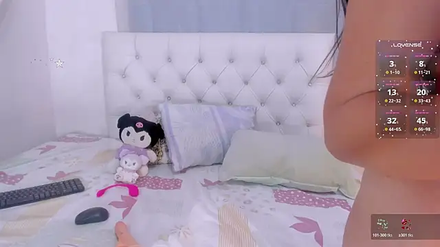 Scarlett Montclair online show from 04.06.26