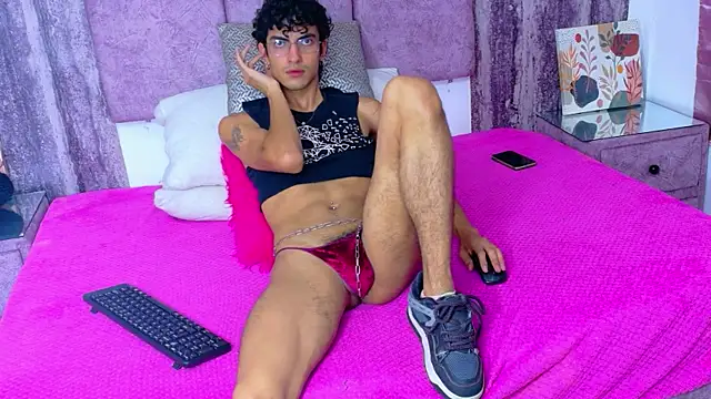 AxelRush online show from 04.05.26