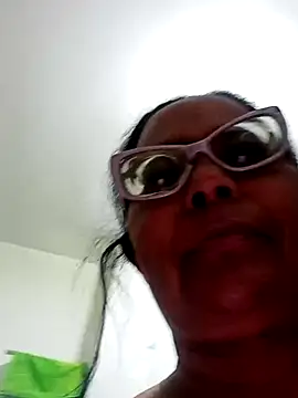 sexymomsn online show from 04.05.26