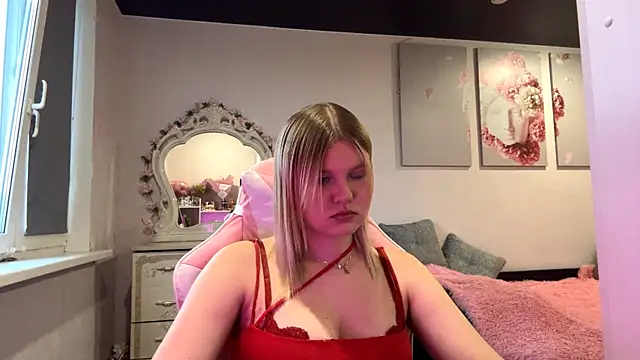 SweettAnny online show from 06.15.26
