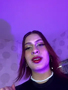 Snapshot of steffmontespink18 chatting on 04.24.26 steffmontespink18 online show from 04.24.26