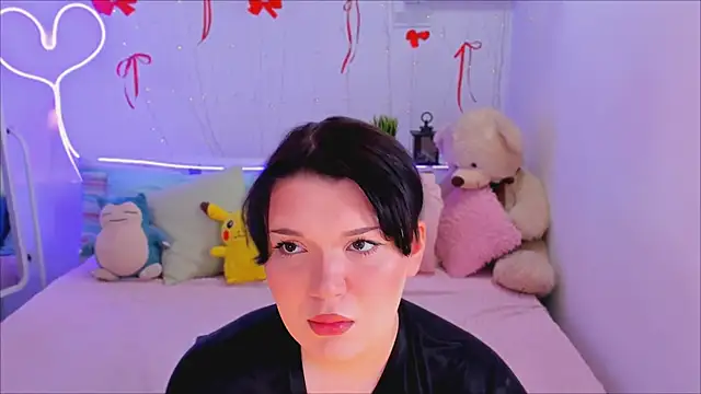 Sara Mour online show from 03.26.26